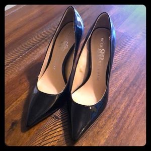ROCK & REPUBLIC Black Patent Pumps
